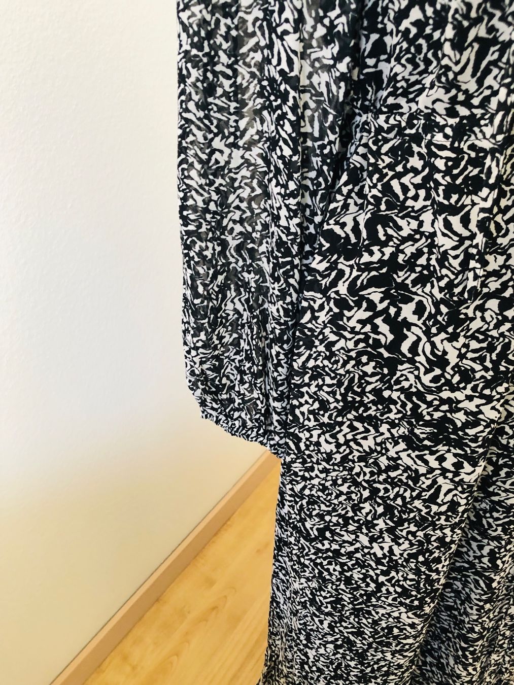 Paul Kehl Kleider: Schickes Maxikleid mit Muster, Grösse 36, neuwertig – Neu (gemäss Beschreibung) aus Arlesheim von leyRum4.5 3