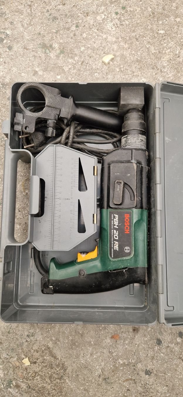 Bosch Trapani: Bosch Schlagbohrmaschine – Usato da Romanshorn venduto da fag_gnd6