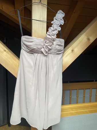 Abendkleid one-shoulde taupe-rosa Grösse 34