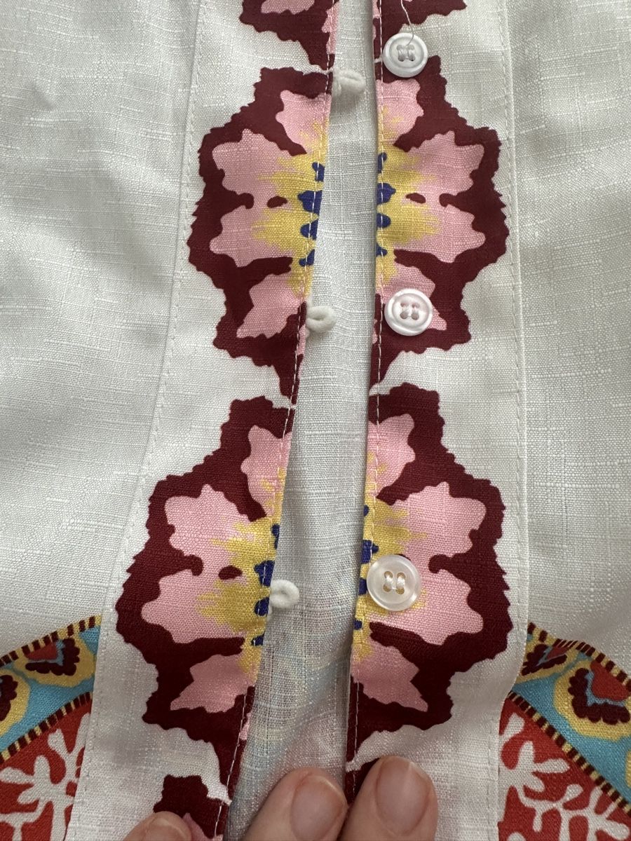 Lotti di vestiti: Damen Set Bluse und Hose weiss, mit Blumenmuster – Nuovo (secondo la descrizione) da Dübendorf venduto da Magis_Stuff 1