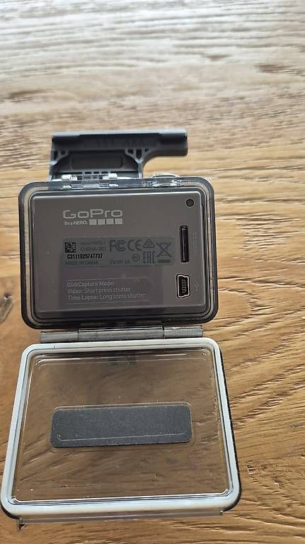 Caméscopes: GoPro Hero – D'occasion à La Tour-de-Peilz par Lepuik 1