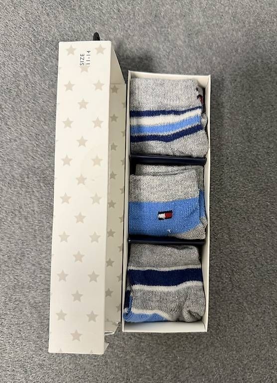 Tommy Hilfiger Lotti & Set di vestiti: Tommy Hilfiger 7 Teile Gr. 62 – Nuovo (secondo la descrizione) da Sargans venduto da jenabek 3