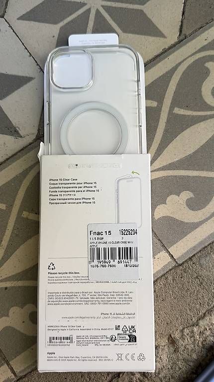 Cover & Protezioni schermo: Coque clear case pour IPhone 15 – Usato da Genève venduto da Ninah71 1