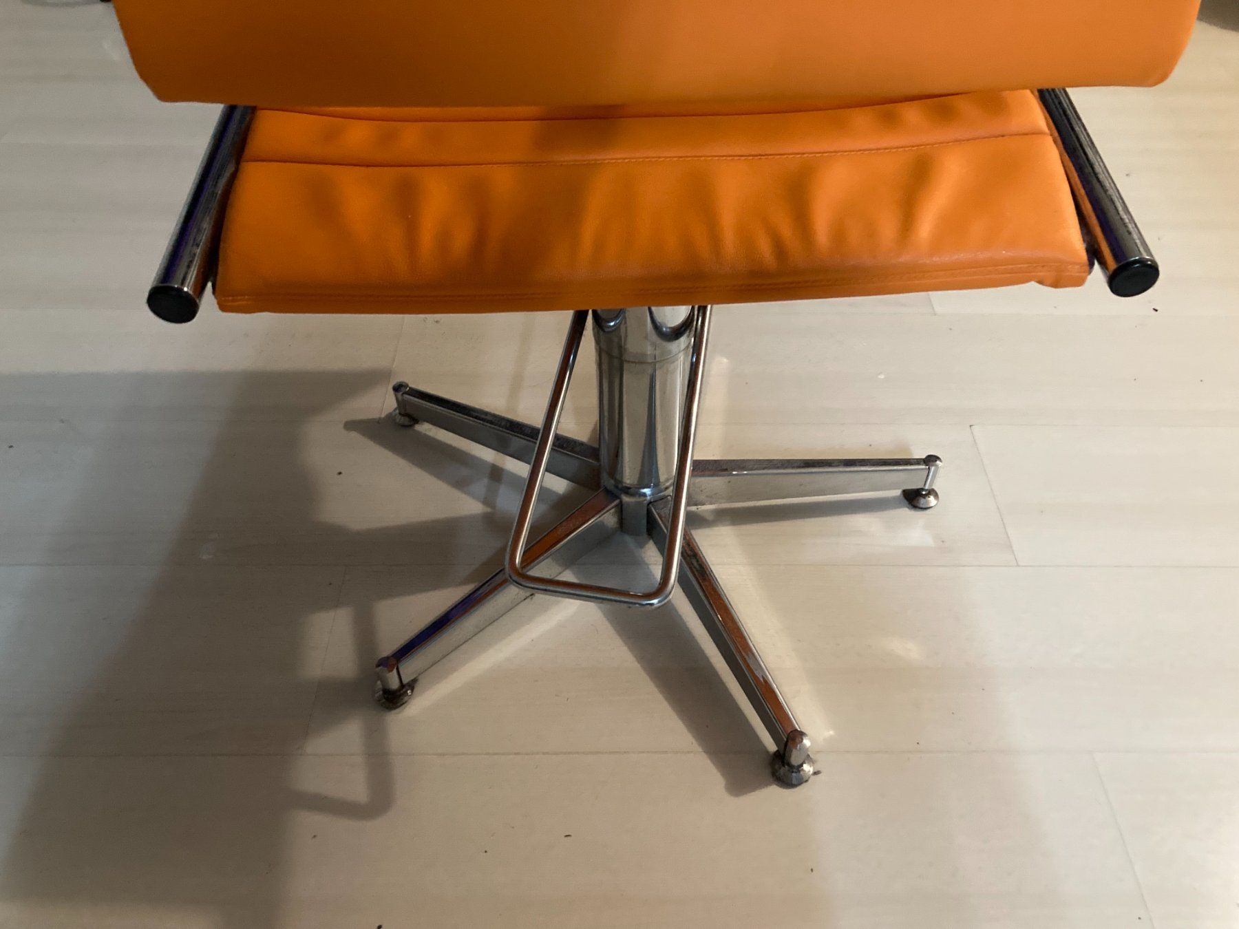 Sedie: Coiffeur-Stuhl guter Zustand – Usato da Hindelbank venduto da wei_w966 2