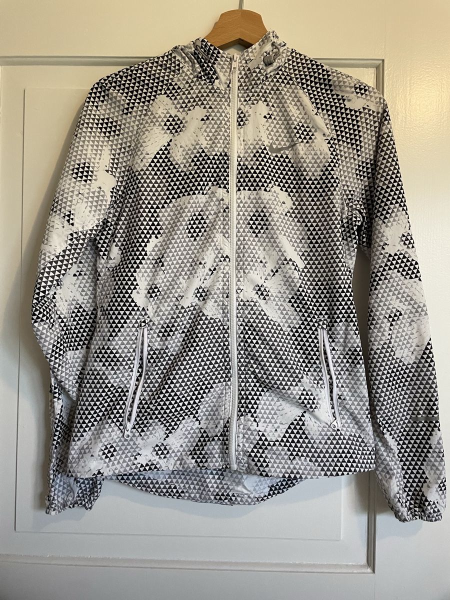 Nike Giacche: Nike Windjacke, XS – Usato da Chur venduto da ves_y5xm