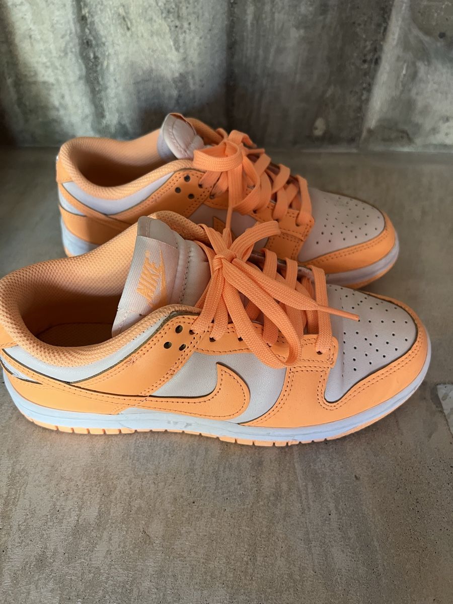Nike Scarpe da donna: Nike Turnschuhe Sneaker Damen Gr.36 – Usato da Eglisau venduto da yd55 1
