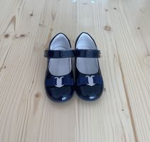Naturino Lack Schuhe mit Schleife Gr.24