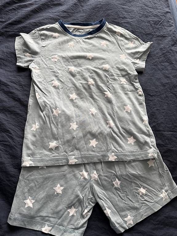 Pigiama & Simili: Kinder Pijamas 1 – Usato da Uitikon Waldegg venduto da don_felipe