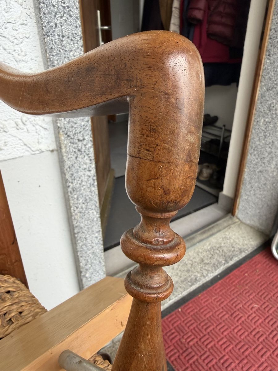 Poltrone: 2 Fauteuils paillés anciens – Difettoso da Gorgier venduto da FDubois11 1