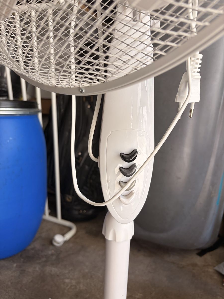 Ventilatori: Standventilator weiss funktionstüchtig mit Kabel – Usato da St.Gallen venduto da rslalfs 2