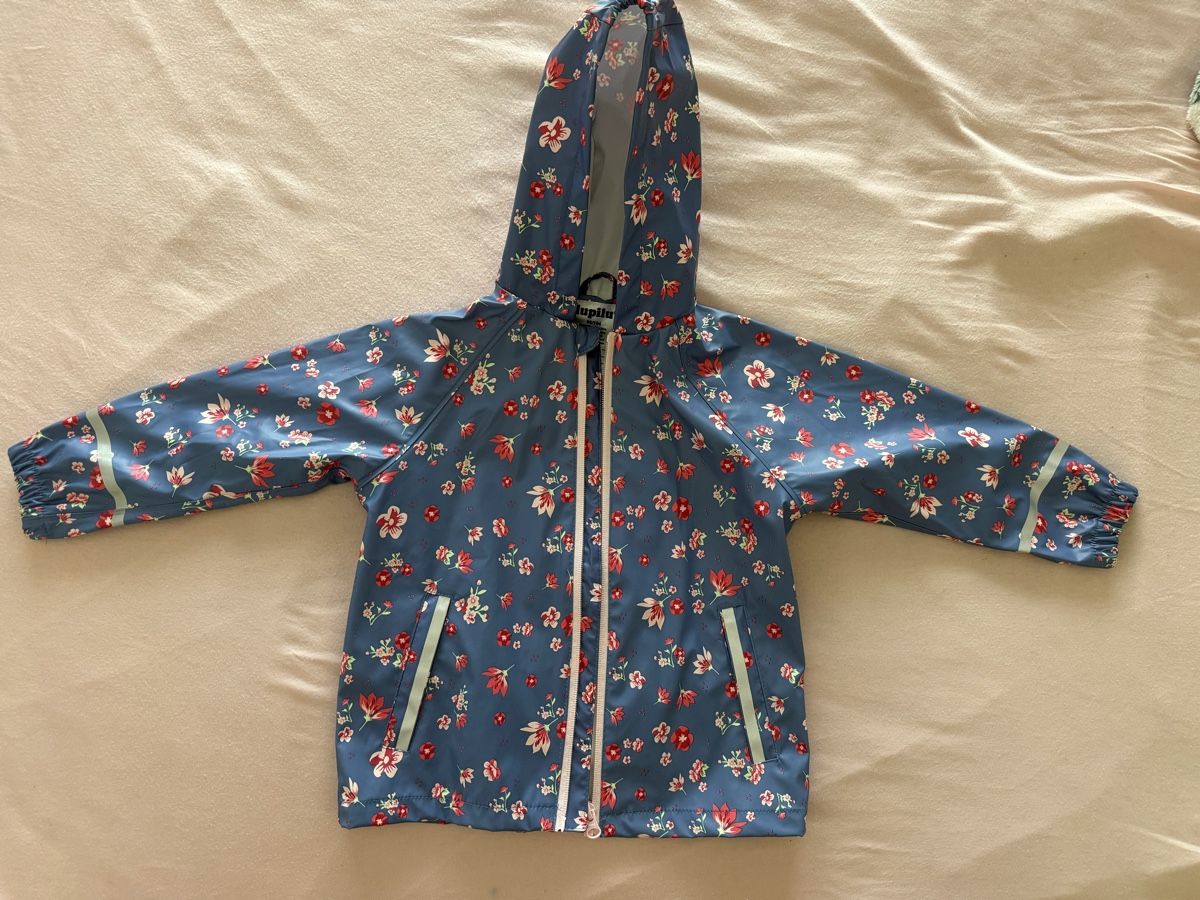 Vestes & Manteaux: 98 floral rain jacket – Neuf (Voir description) à Bülach par samiib