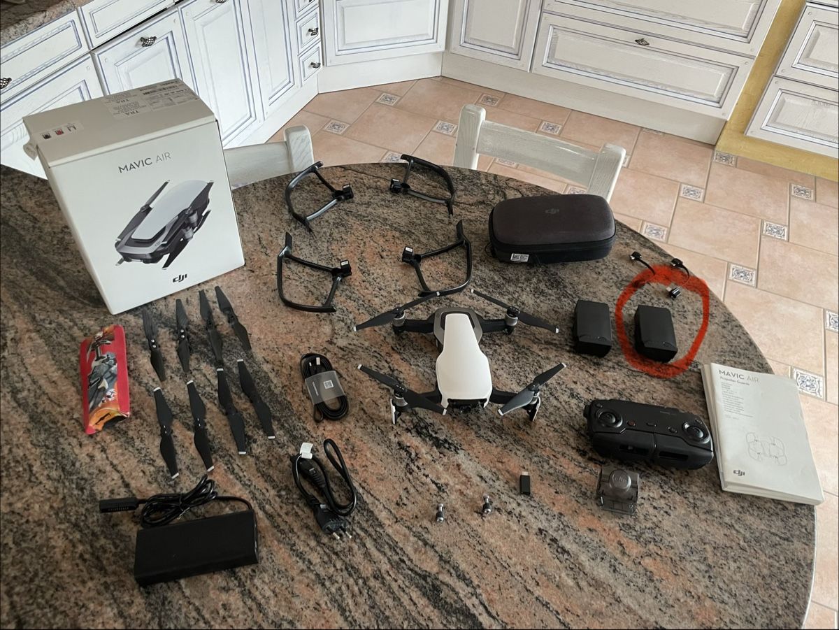 DJI Akkus, Ladegeräte & Netzgeräte: Batterie Dji mavic air  – Gebraucht aus Cottens FR von ginop