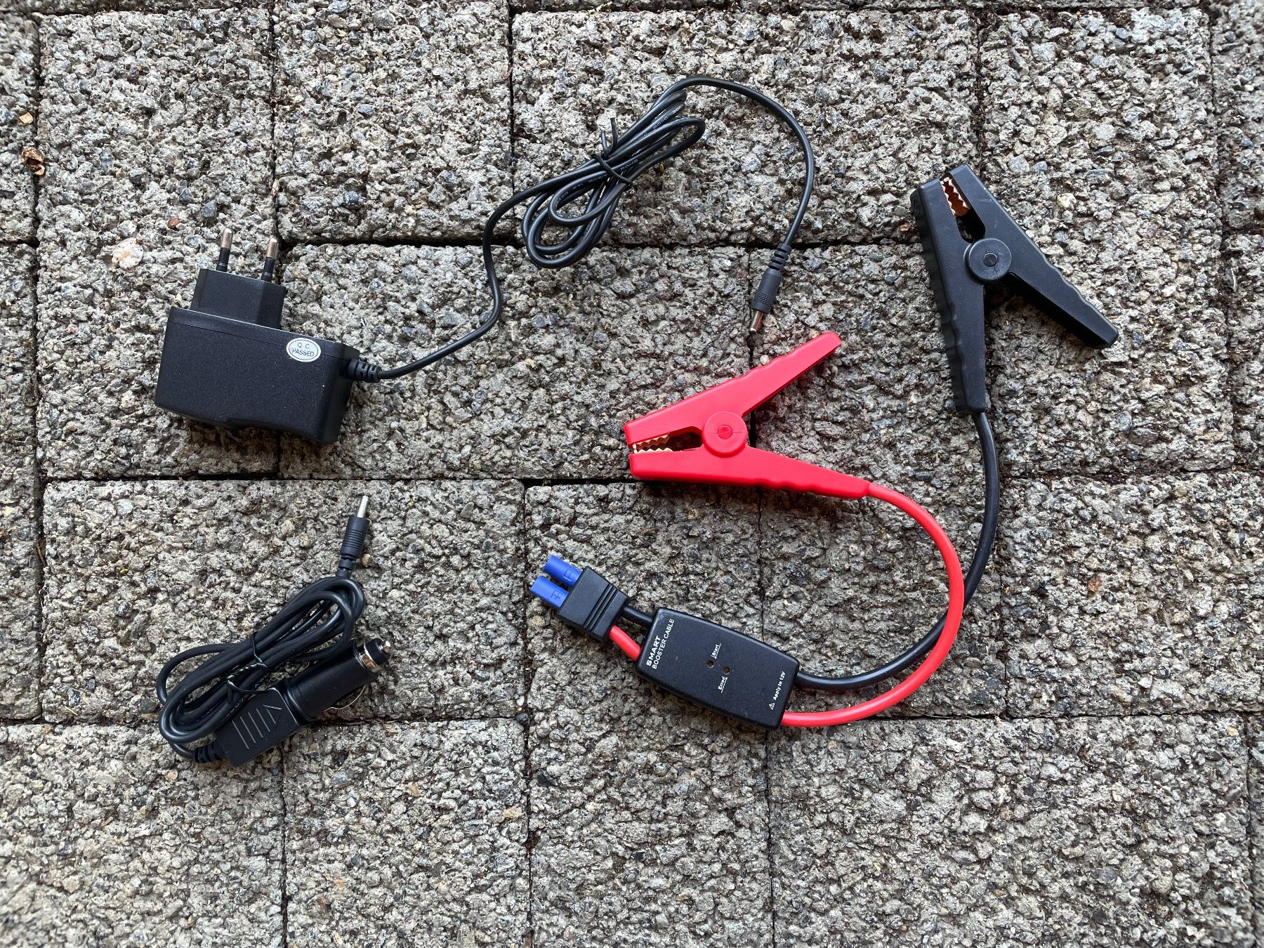 Caricabatterie: Microbooster/Jumpstarter – Nuovo e nell'imballaggio originale da Winkel venduto da Uwen 4