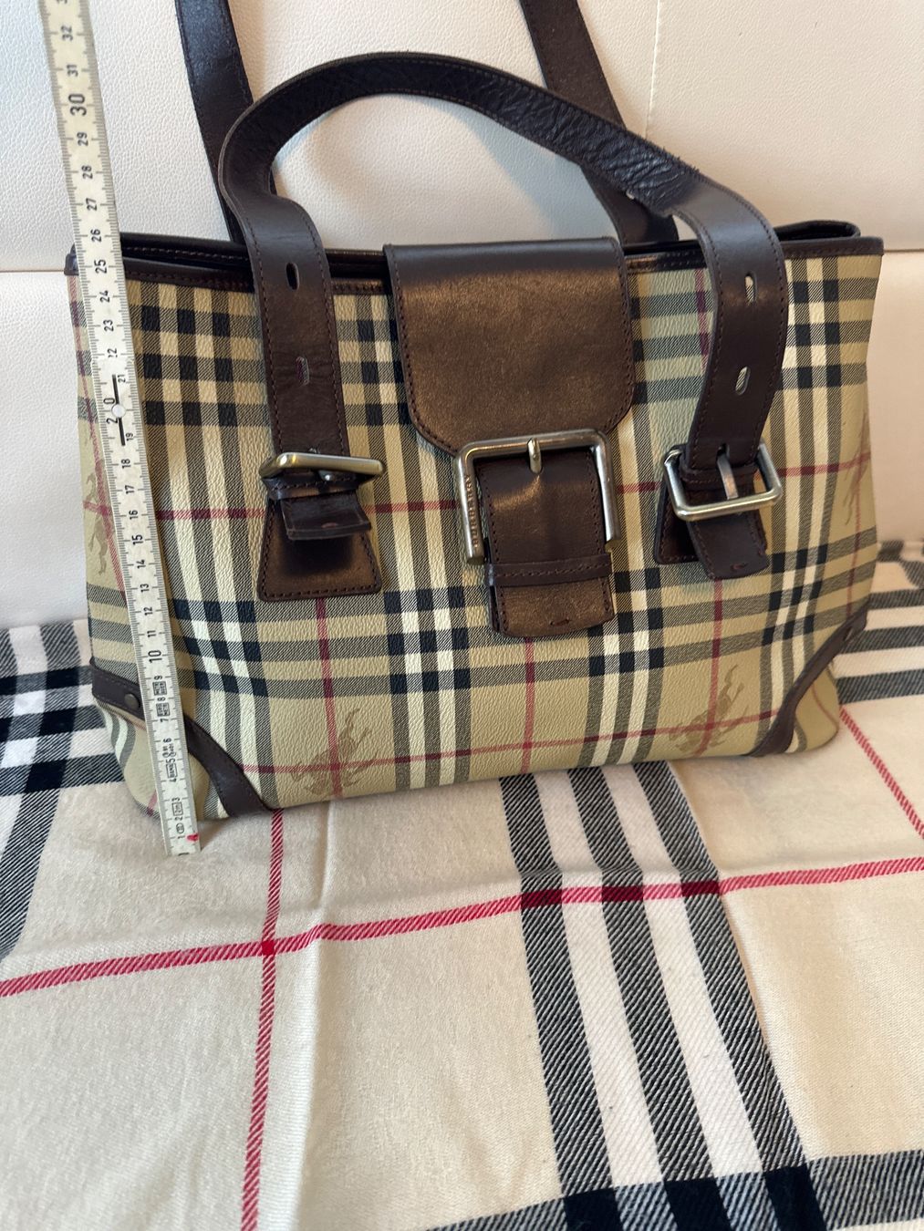 Burberry Taschen für Damen: Burberry bag – Gebraucht aus Glattbrugg von tina063 5