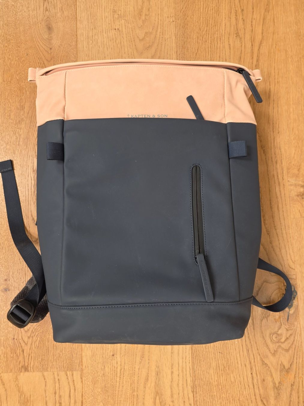 Kapten & Son Rucksäcke: Kapten & Son Rucksack – Gebraucht aus Zürich von Kvonbock