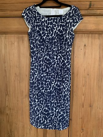 Etuikleid blau/weiss Gr. 34