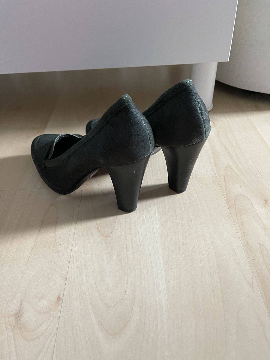 Damenschuhe: Stilè Pumps wald-grün Velour 37 – Neu und originalverpackt aus Dietikon von Nieselchen 4