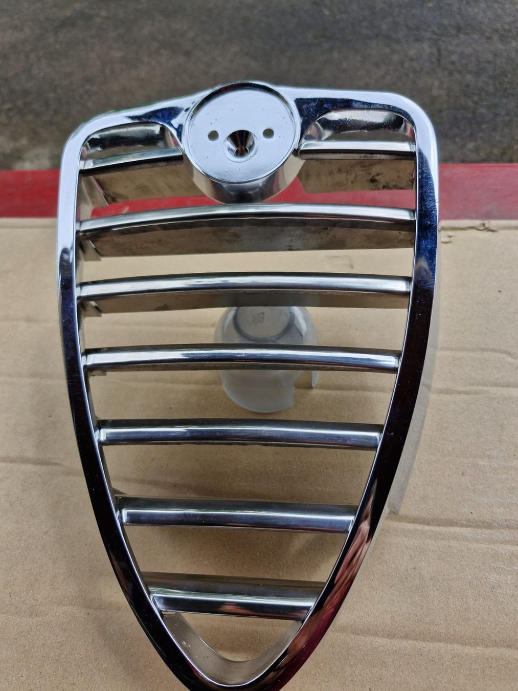 Alfa Romeo Tutti pezzi di ricambio auto: Kühlergrill zu Alfa Kantenhauber – Nuovo (secondo la descrizione) da Schaffhausen venduto da Rumi2