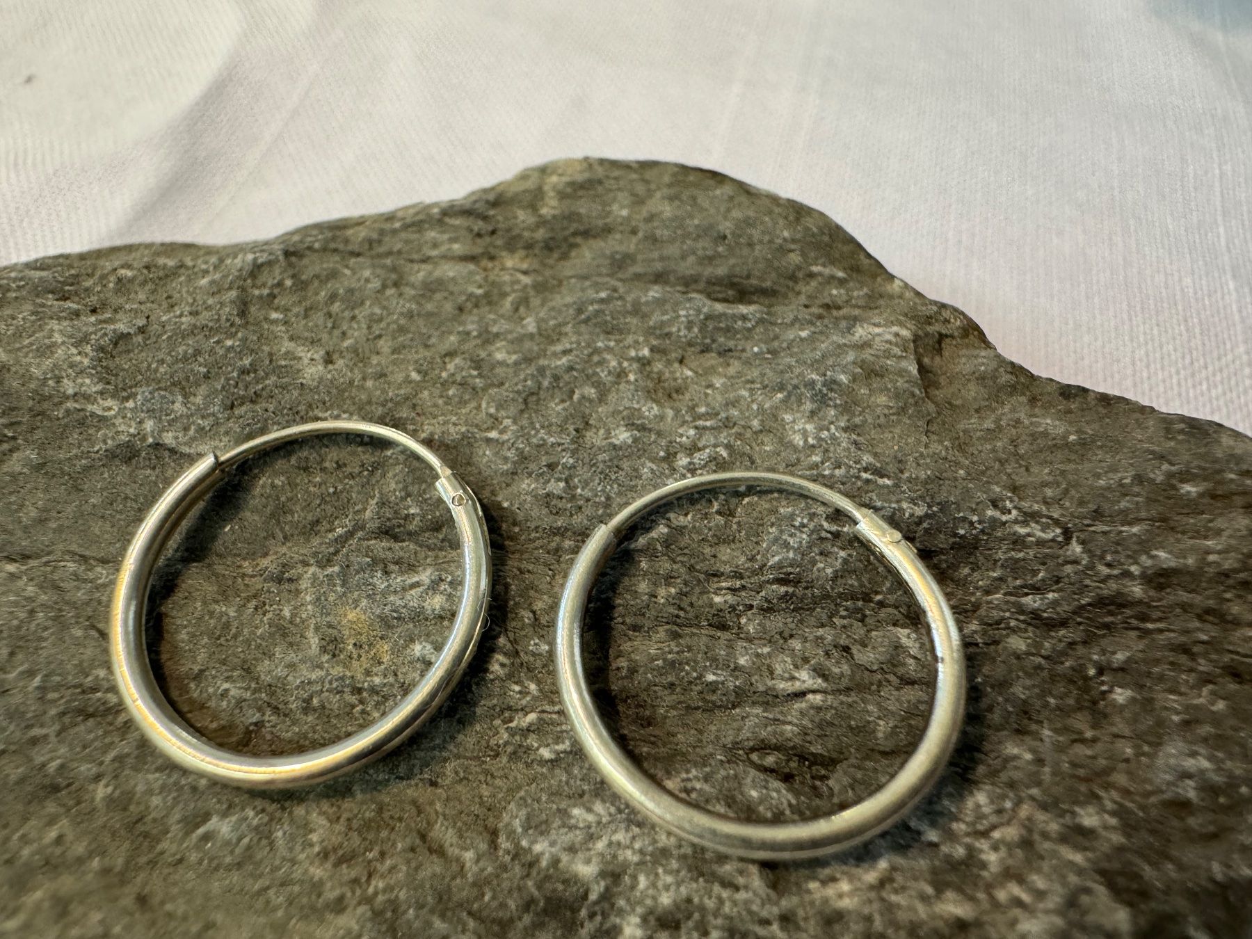 Orecchini pendenti & Orecchini a lobo: Classic Ohrringe  mit Sterling Silver – Nuovo (secondo la descrizione) da Zürich venduto da LIBELLA13 3