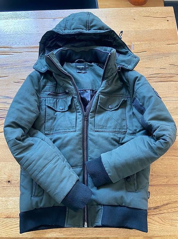 Jacken: Winterjacke – Gebraucht aus Zürich von Sybille90