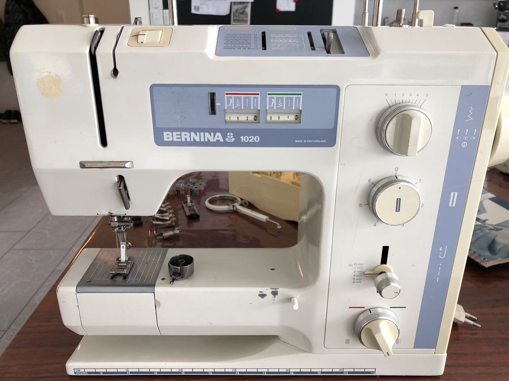 Bernina Nähmaschine 1020 mit Zubehör Kaufen auf Ricardo