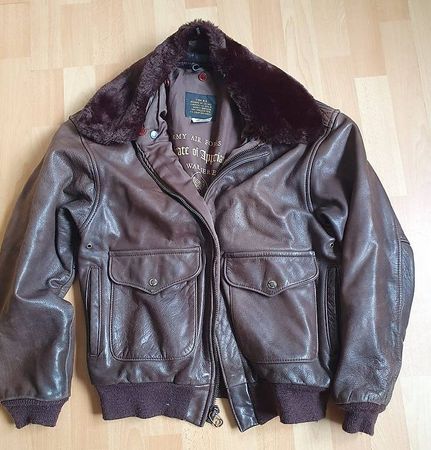 Veste Authentic Avirex LTD flight garment Type A-2, Taille M