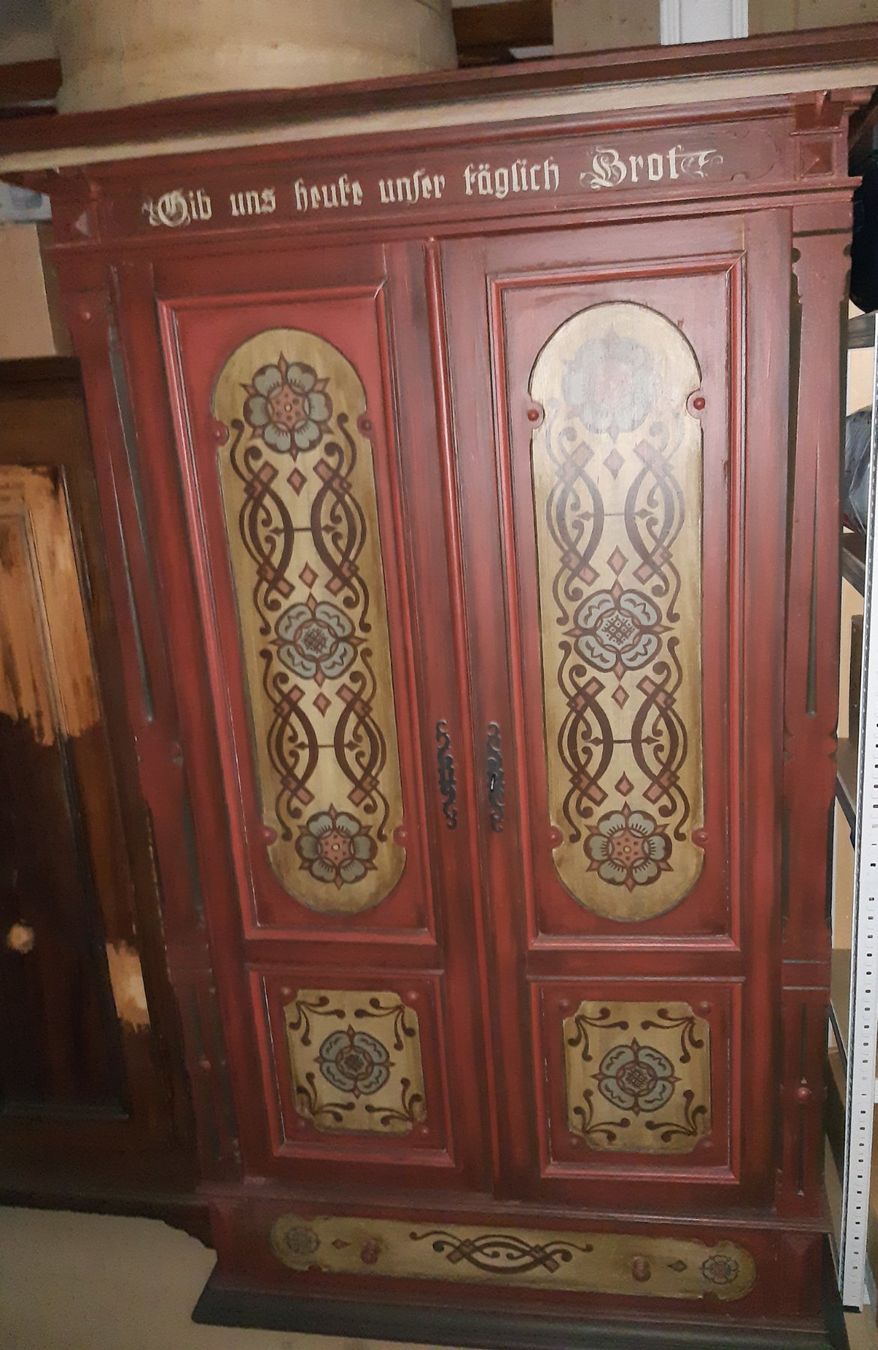 Armadi: Alter Bauernschrank – Usato da Thierachern venduto da Gari76