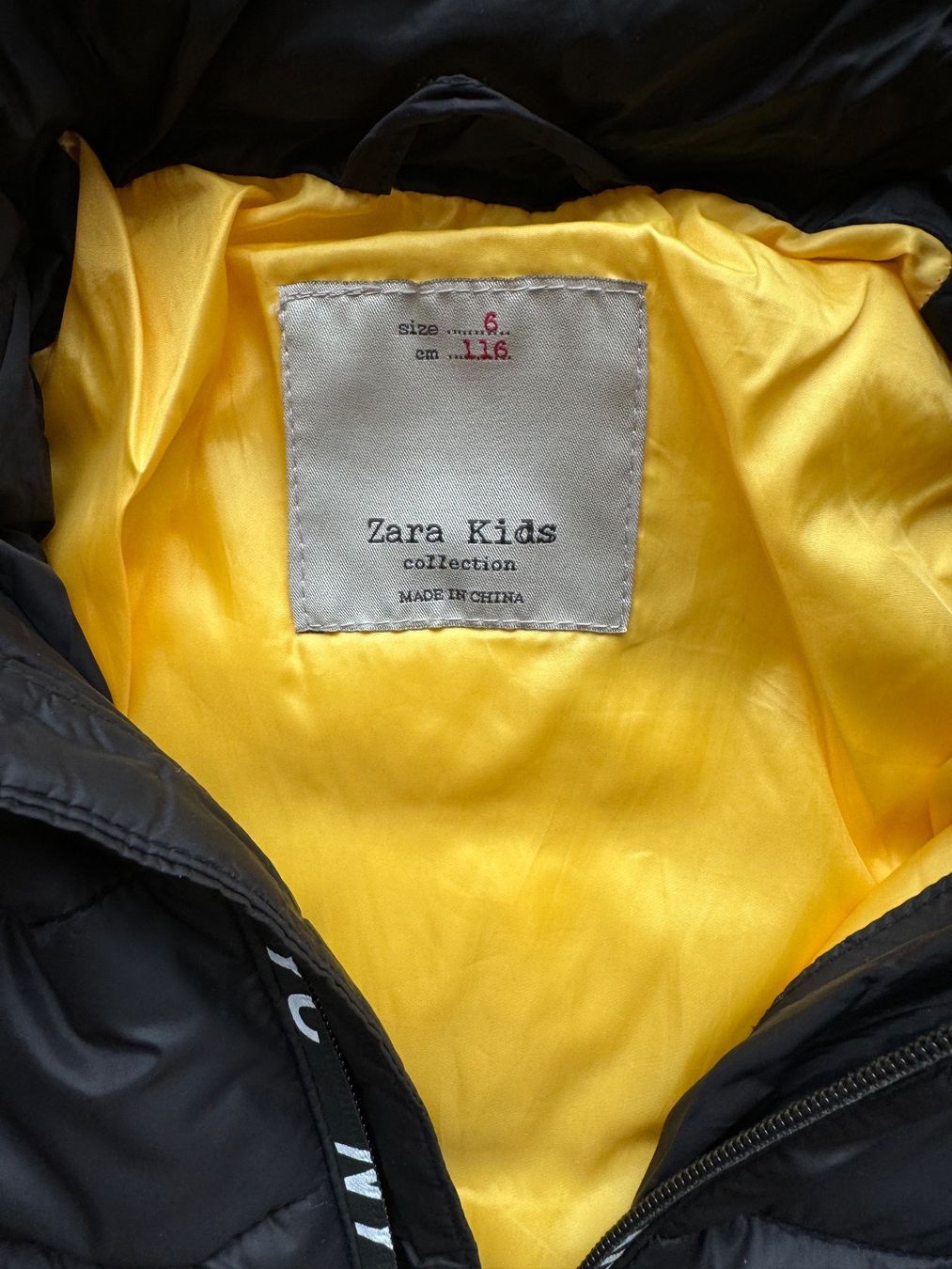 Zara Jacken & Mäntel: Wintermantel/Winterjacke ZARA Gr. 116 – Gebraucht aus Ennetbaden von Katiusia 1
