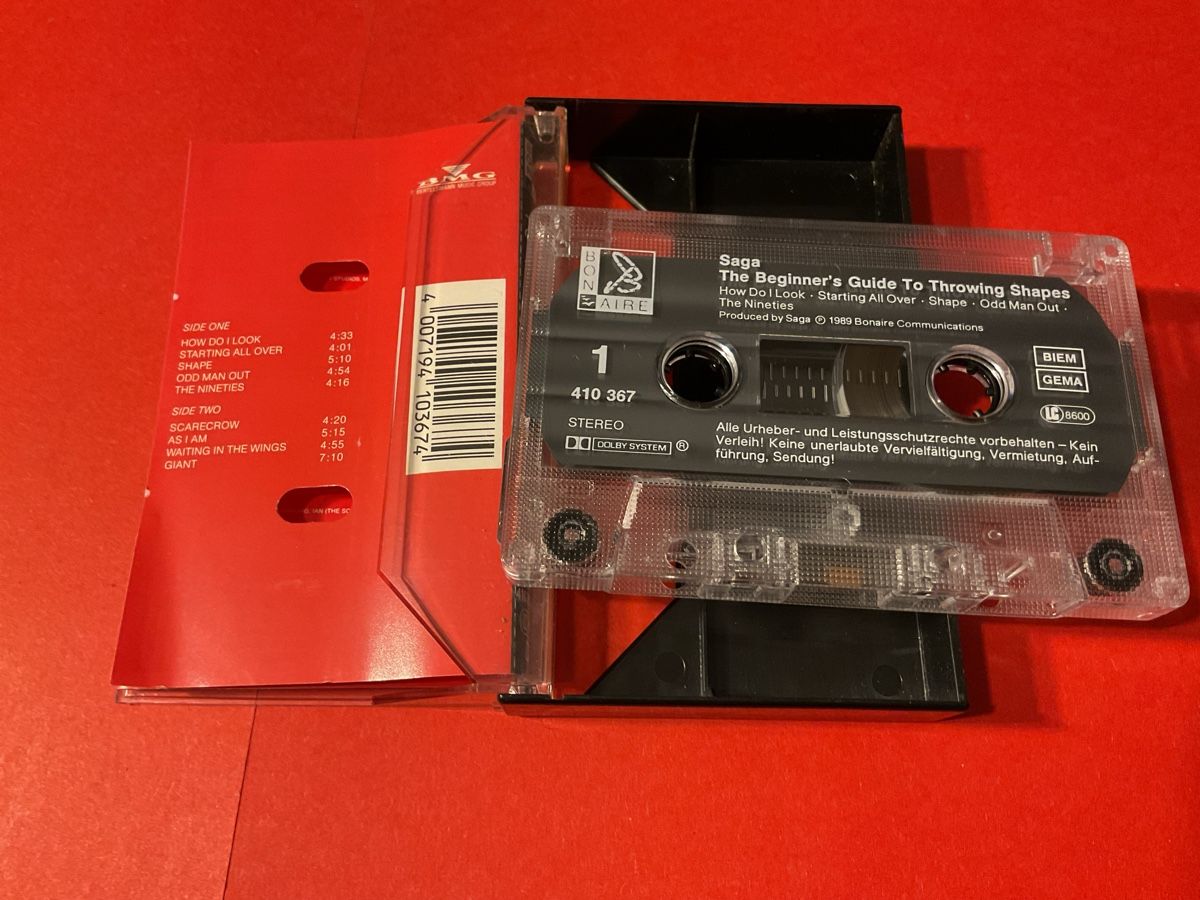 Musicassette: Saga The Beginner's Guide To Throwing Shapes Kassette  – Usato da Steinach venduto da Quarkie 1