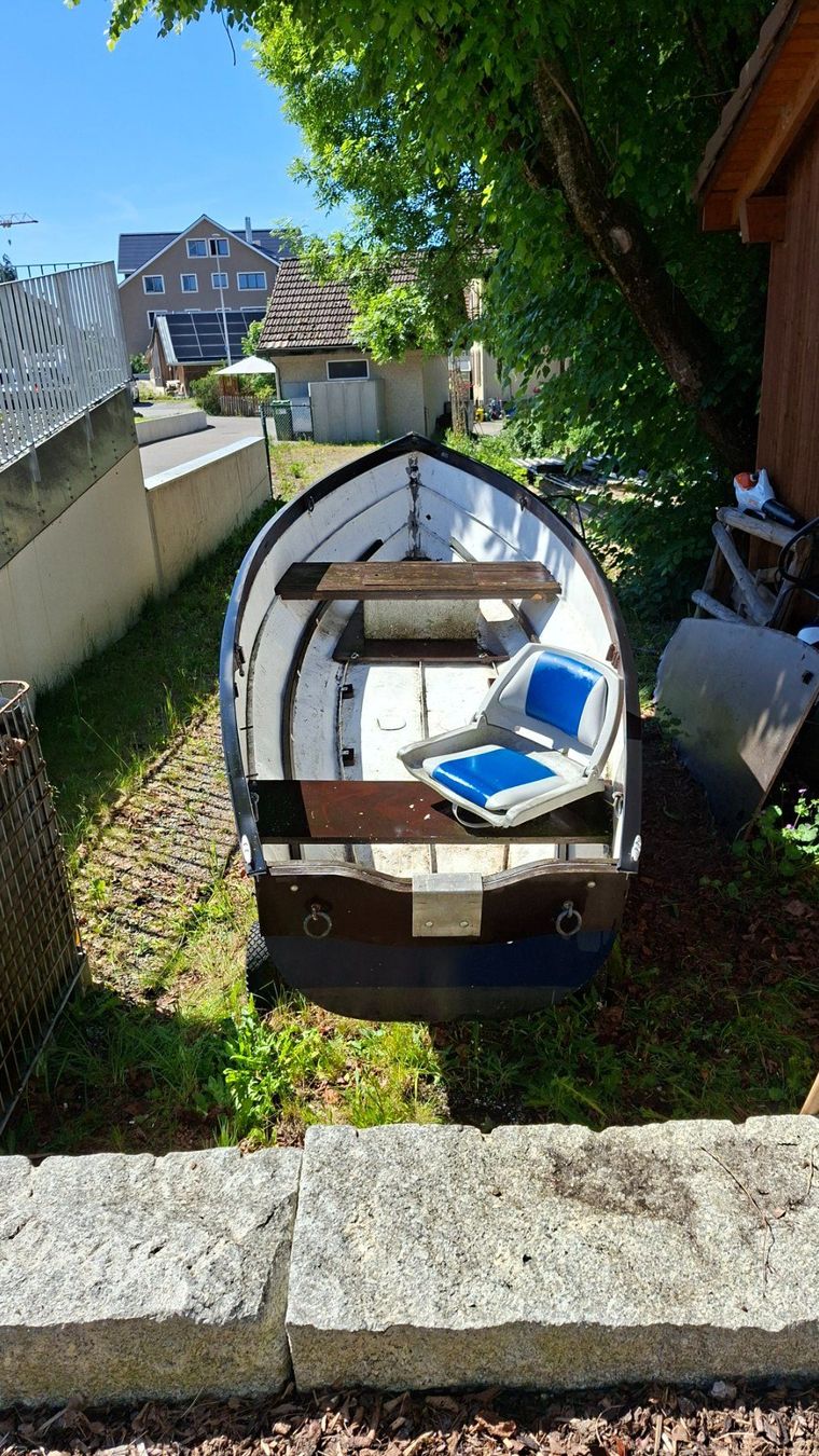 Barche: Fischerboot mit Trailer – Usato da Aesch LU venduto da Mulisusi 2