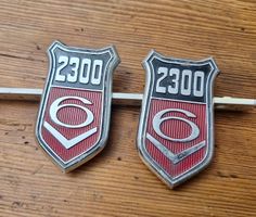 Ford 2300 V6 Embleme