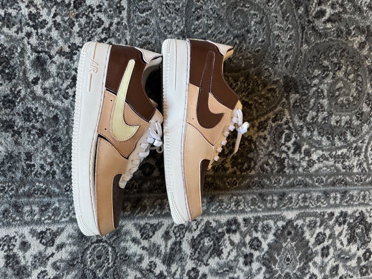 Nike Scarpe da uomo: Air Force 1 custom – Nuovo (secondo la descrizione) da Auvernier venduto da Tatel2012 1