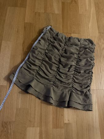Supersexy Rock von An'ge, gerafft, olivengrün, neuwertig