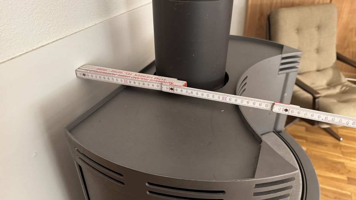 Poêles de chauffage: Kaminofen mit Rohre – D'occasion à Wettingen par rom_5f7w 3