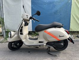 Vespa GTV 300 – (MFK 10/2025) – Beige
