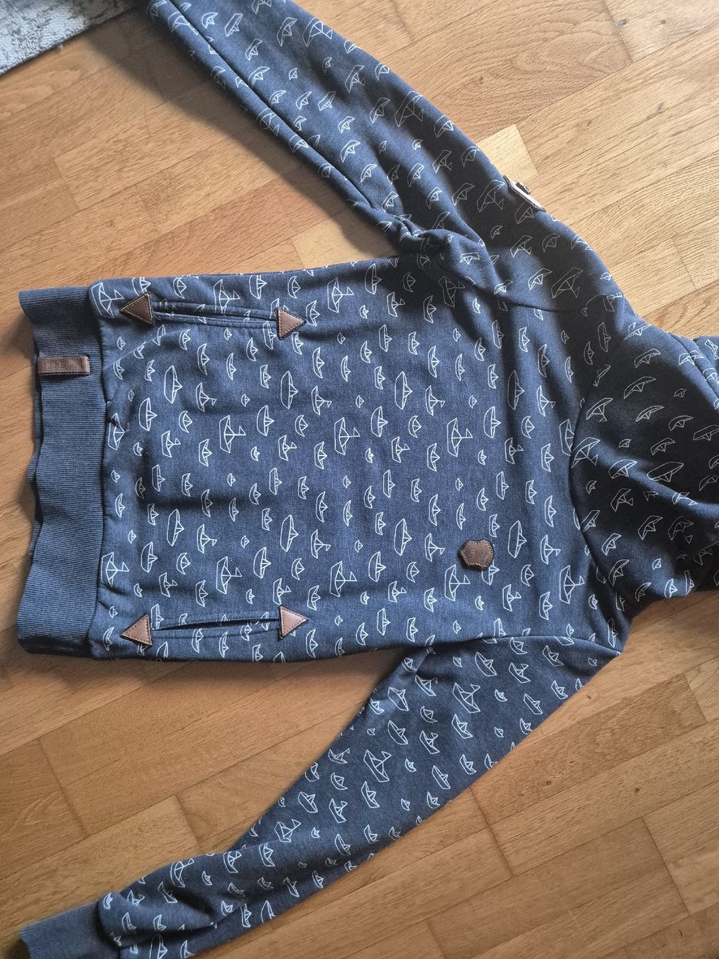 Naketano Pullover & Sweatshirts: Naketano Hoodie – Gebraucht aus Zürich von Chiara_ 1