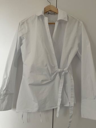 Zara, wunderschöne weisse  Wickelbluse, Gr  M,
