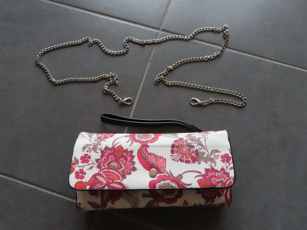 Desigual reversible sale clutch