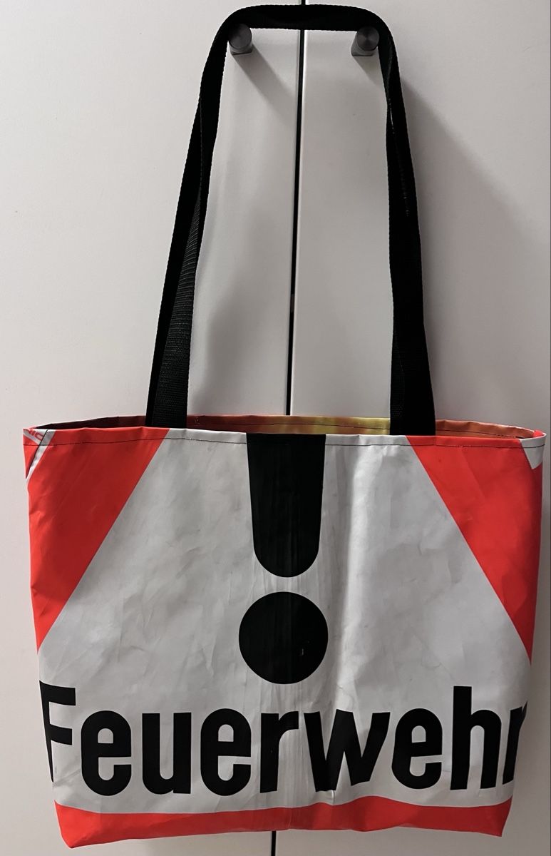 Borse: Schultertasche  Feuerwehr  – Nuovo (secondo la descrizione) da Schaffhausen venduto da grogga