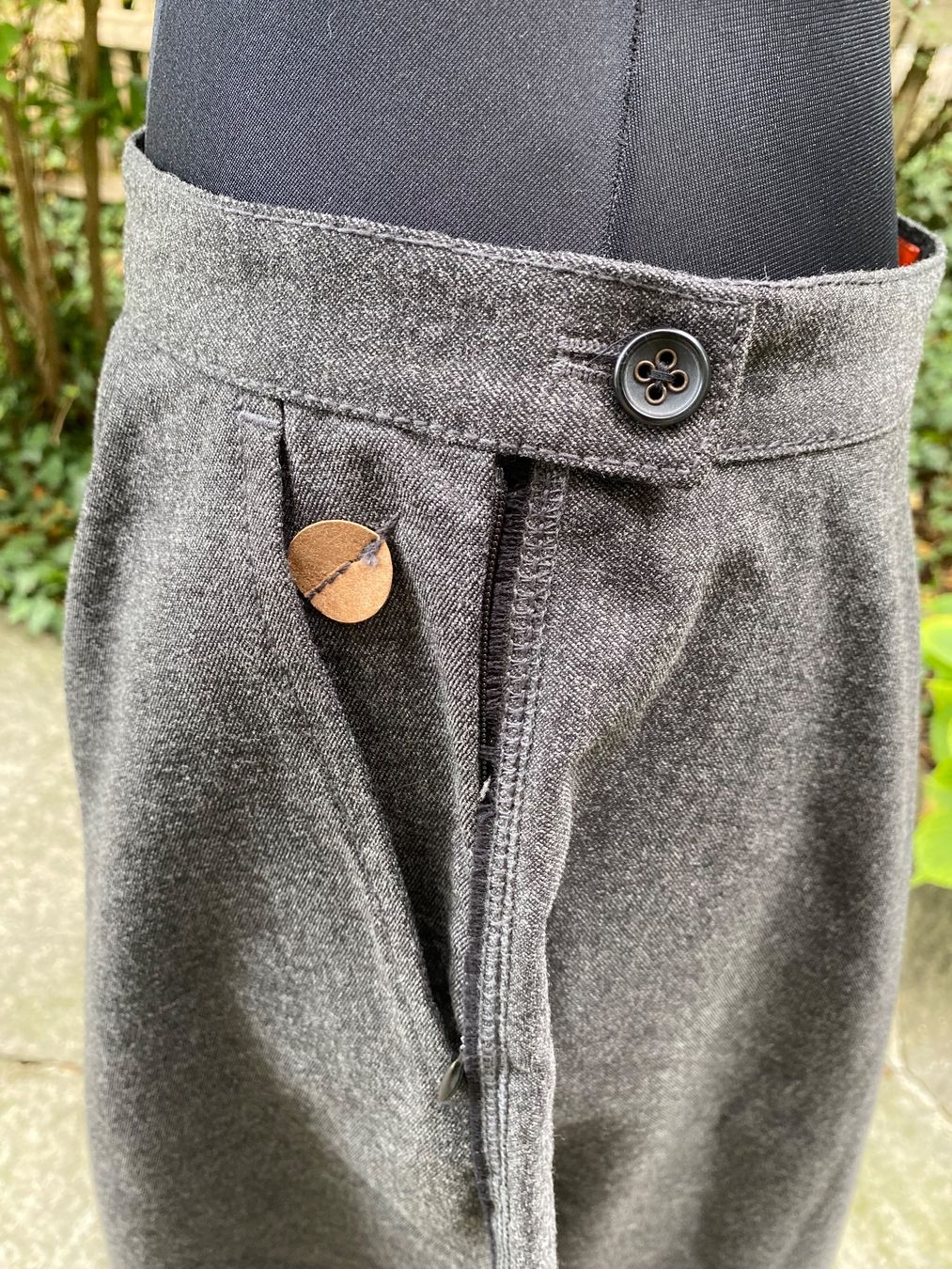 Hugo Boss Gonne: Boss Damen Rock – Usato da Zürich venduto da JDB_Vintage 3