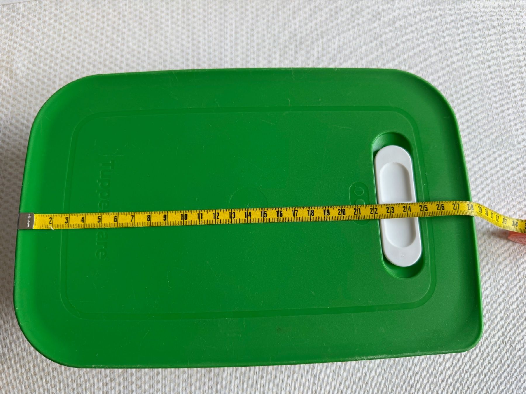 Tupperware Behälter & Ähnliches: Tupperware - boîte - 1,8L - vert – Gebraucht aus Sion von accroshoes 7