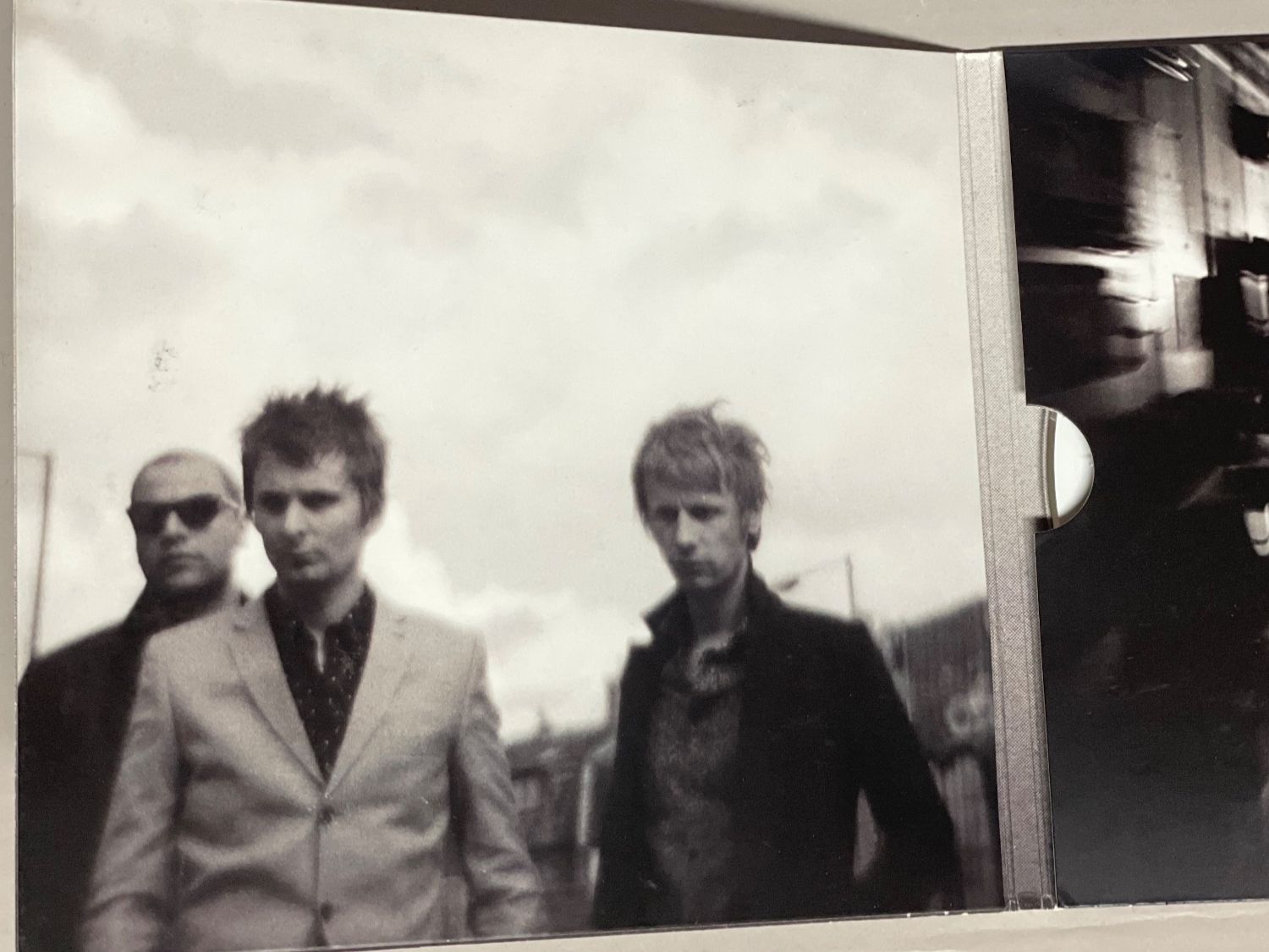 CDs: Muse-The Resistance – D'occasion à Muri b. Bern par AdidasCollector 4