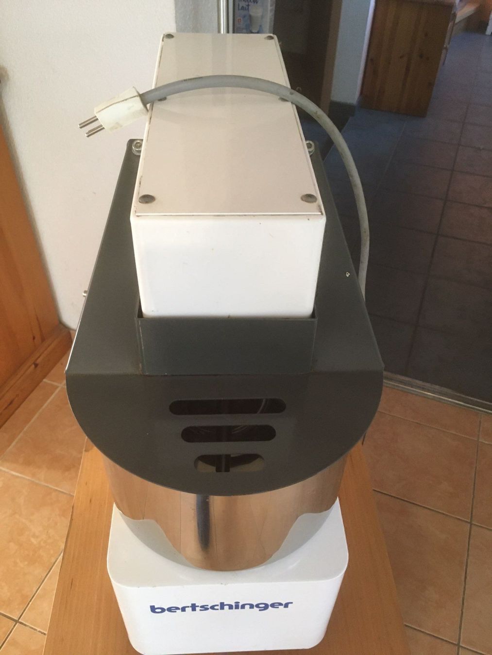 Elettrodomestici da cucina: Bertschinger Profi-Knetmaschine – Usato da Däniken SO venduto da Sonjab0 1