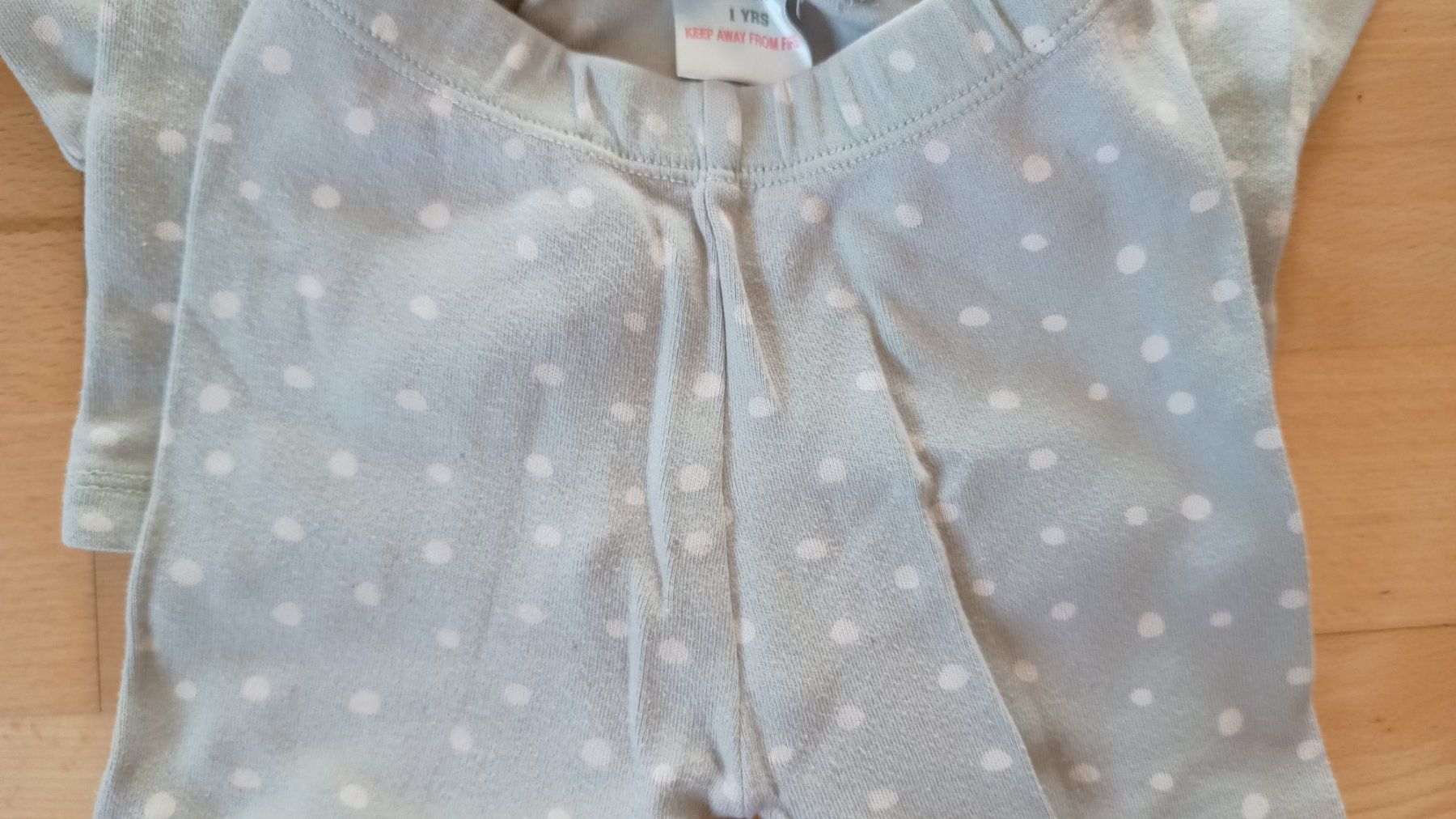 Pigiama & Simili: Süsses Pyjama 1J – Usato da Basel venduto da ann_frw2 4
