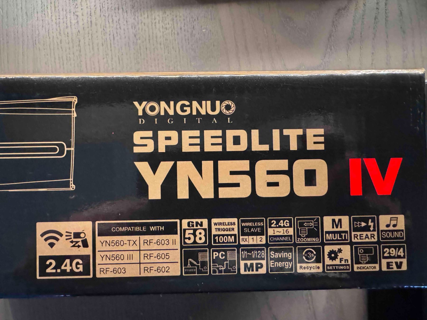 Yongnuo Flash: 2 Yongnuo YN560 IV Blitzgeräte Set mit Controller in OVP – Nuovo (secondo la descrizione) da Zürich venduto da istvanfarkas 5