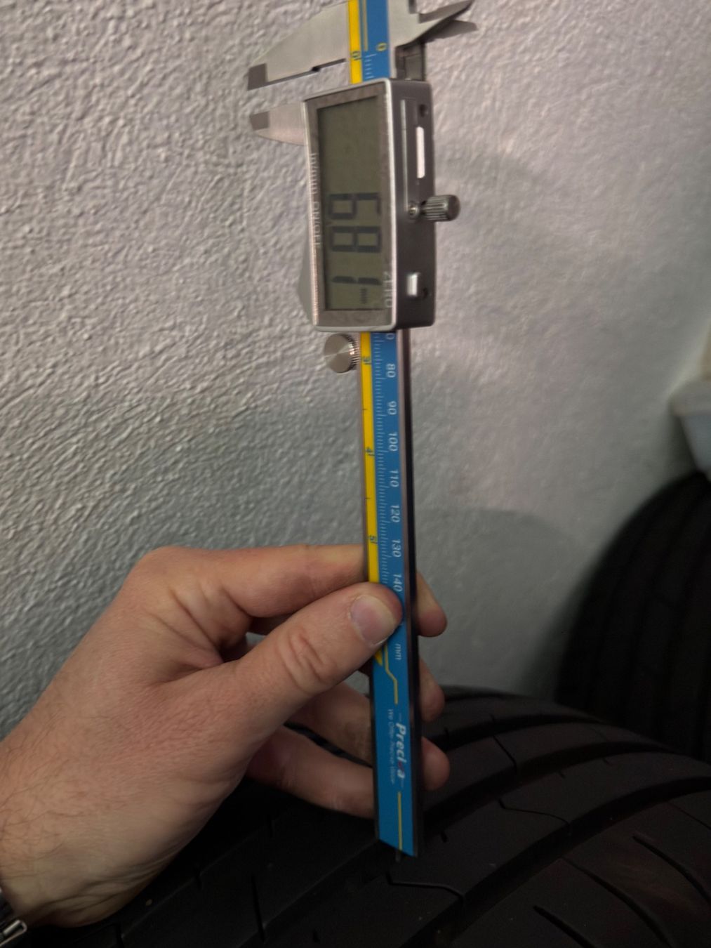Volkswagen Pneumatici & Ruote complete: VW komplett Sommerräder Hankook 15" – Usato da Gossau SG venduto da fru_jkc6 7