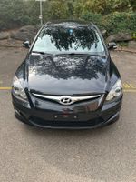 Hyundai i30 Schrägheck schwarz gebraucht guter Zustand