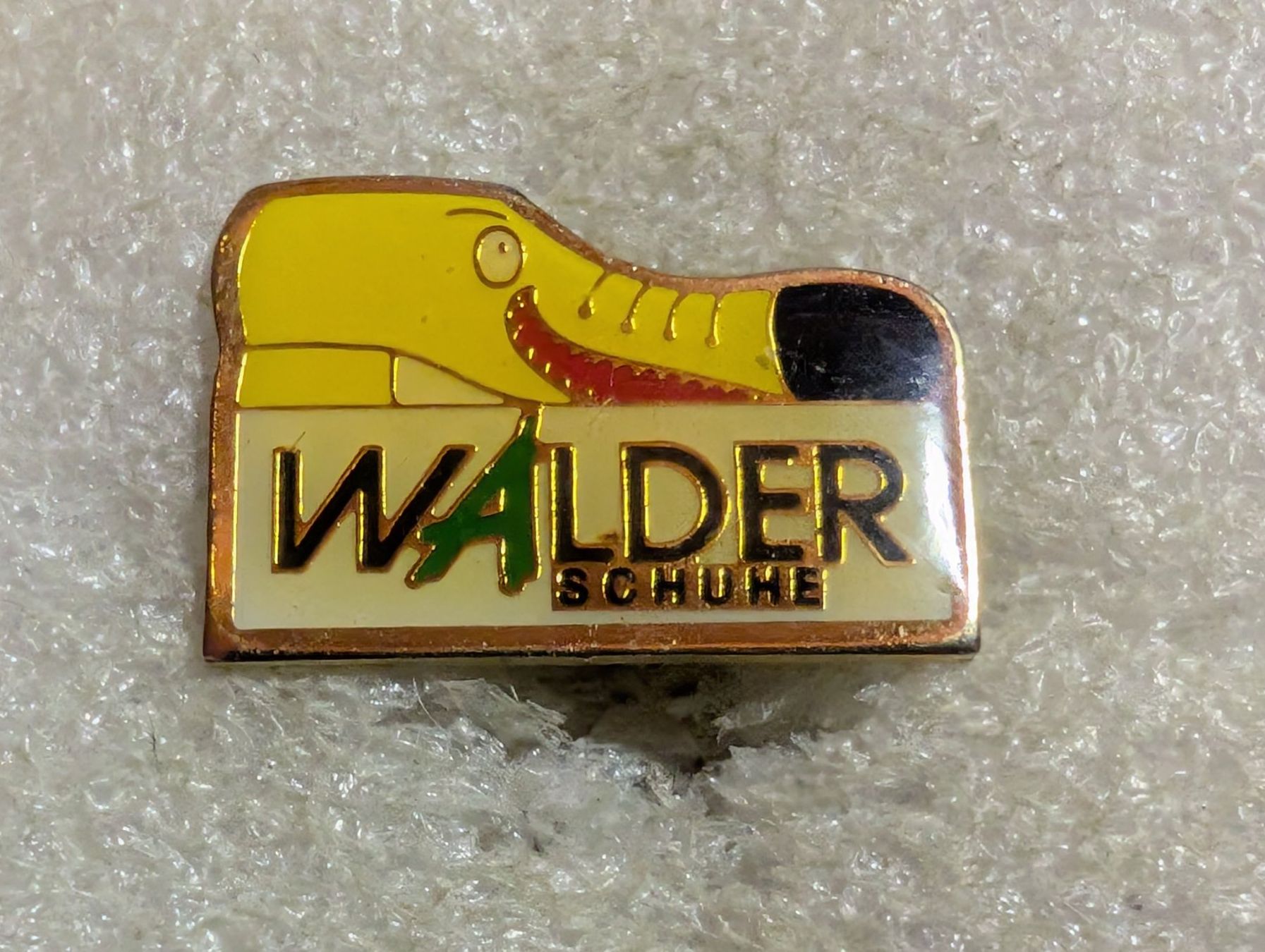 Placchette & Badge: Ansteckpin 209: Walder Schuh – Usato da Oppligen venduto da Pin-Fall-Shop