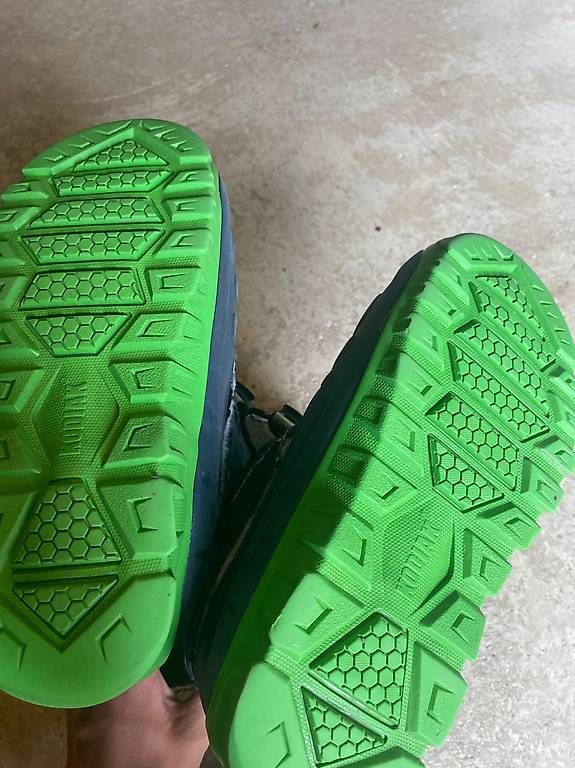 Herrenschuhe: Chaussure de Neige enfants taille 33 – Gebraucht aus Ardon von a_laroyale 4