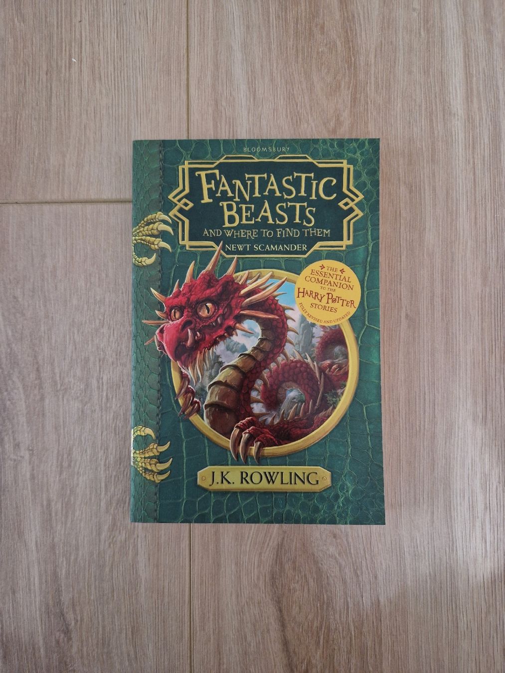 Libri: Fantastic Beasts & Where to Find Them, J.K. Rowling – Usato da Zofingen venduto da cva_w7vn